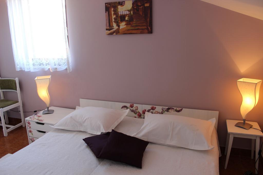 Apartments Petrada Omiš Pokój zdjęcie