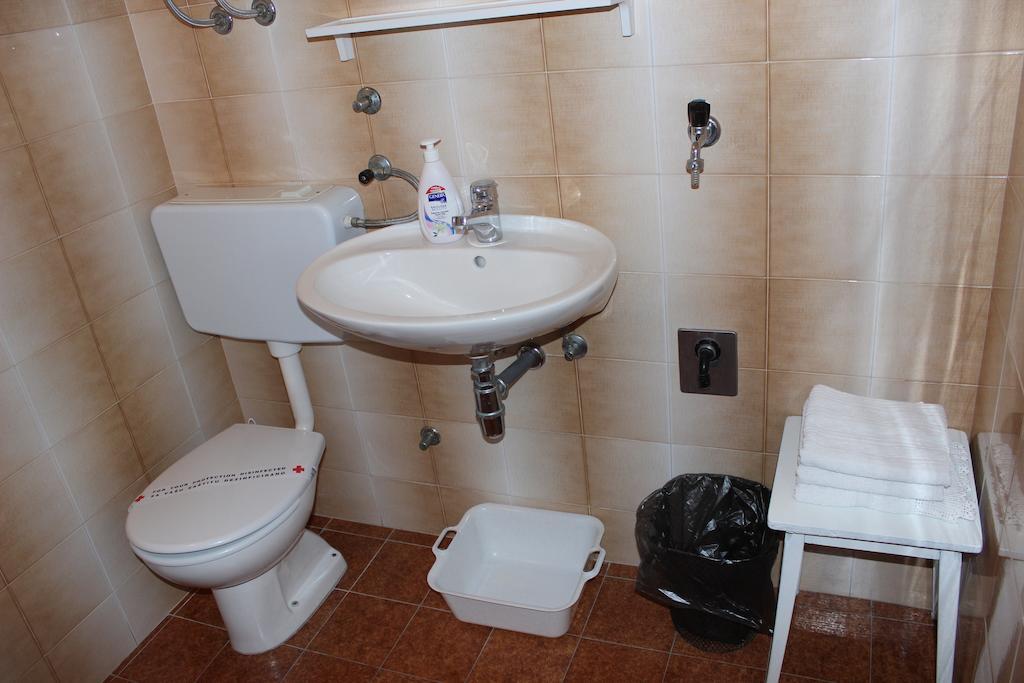 Apartments Petrada Omiš Pokój zdjęcie