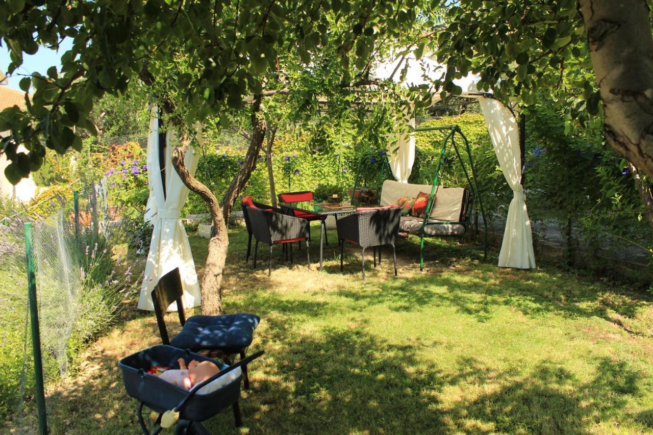 Apartments Petrada Omiš Zewnętrze zdjęcie